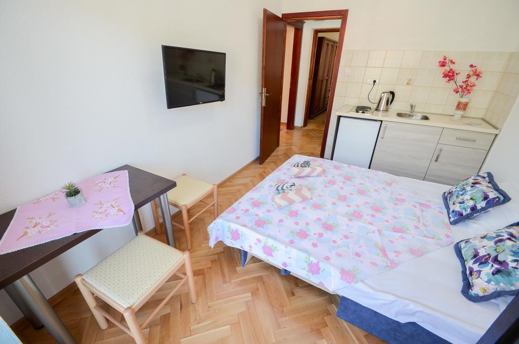 كوتور Apartments Ceklin المظهر الخارجي الصورة